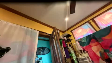 Queen Hilarity online show from April 2026 11:13:02 PM