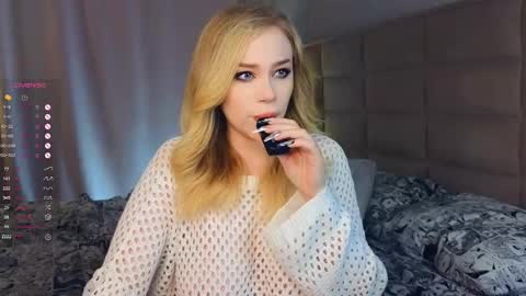 Snapshot of quennacindy chatting on February 2025 11:42:02 AM Teri My favorite vibes 77 101 222 666 online show from February 2025 11:42:02 AM