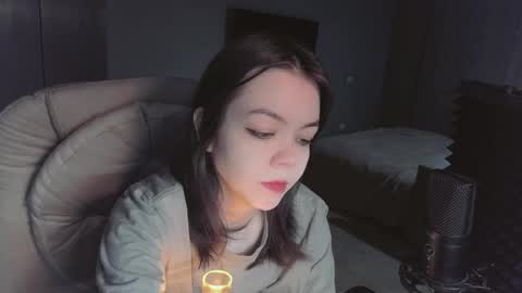 Snapshot of quietluxury chatting on April 2026 06:36:02 PM quietluxury online show from April 2026 06:36:02 PM