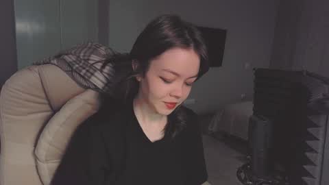 Snapshot of quietluxury chatting on May 2026 12:57:02 PM quietluxury online show from May 2026 12:57:02 PM