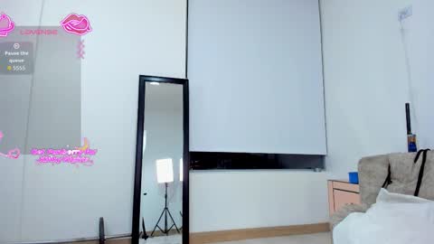 Quimera online show from November 2025 05:32:02 AM