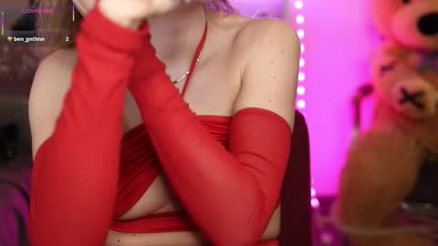 Nova Hollis online show from March 2026 05:22:02 AM