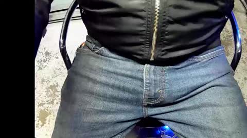 Snapshot of r27822204 chatting on November 2025 05:39:02 AM r2424 online show from November 2025 05:39:02 AM