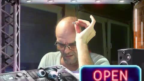 dj mike online show from February 2025 12:09:01 AM