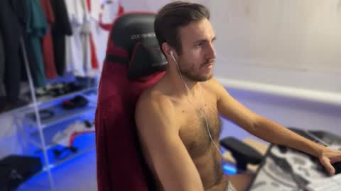 Nikita online show from October 2025 05:36:02 PM