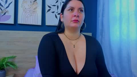 Snapshot of rachel_carlton chatting on May 2026 11:49:01 AM Rachel online show from May 2026 11:49:01 AM