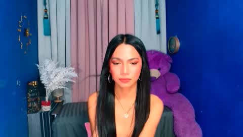 Rachel cummer online show from January 2025 01:52:01 PM