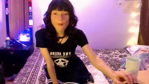 rachel_garden2 online show from November 2025 04:10:02 AM