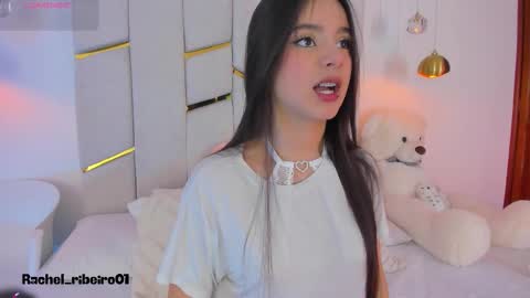 Rachel Ribeiro online show from November 2025 12:16:01 PM