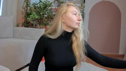 Rachel online show from September 2025 04:47:01 AM