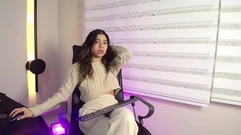 Rachell online show from February 2025 03:50:01 AM