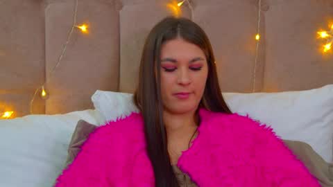 RachellSimpson online show from December 2024 01:22:01 AM