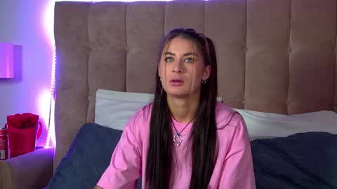 RachellSimpson online show from October 2025 06:40:02 PM