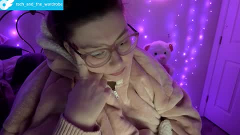 rachs_wardrobe online show from January 2026 01:49:01 PM