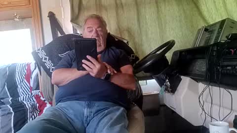 Snapshot of radiomantim chatting on April 2026 02:26:01 PM Radioman for fun online show from April 2026 02:26:01 PM