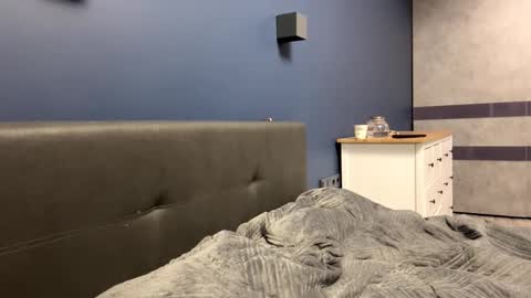 Mila online show from February 2026 03:34:02 PM