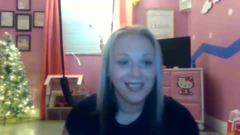 raebabie123 online show from December 2024 12:07:01 AM