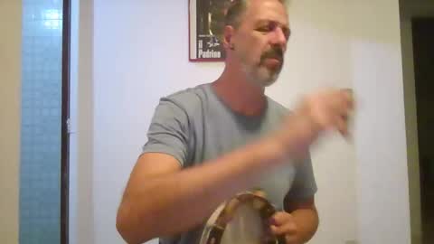 Big Uncle Jungle online show from December 2025 12:17:01 AM