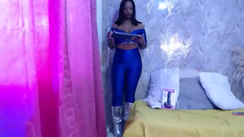 raichellcooper1 online show from December 2025 12:21:01 PM