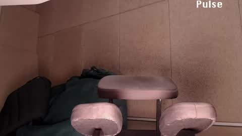 Rainbow James  online show from February 2025 06:26:02 PM