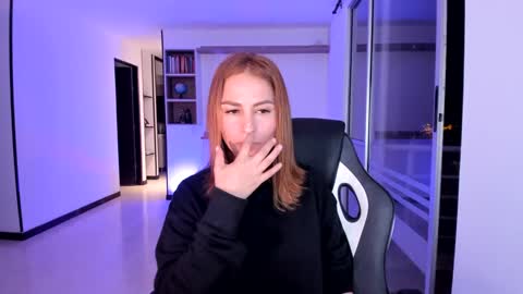 Jennyindependent model . online show from February 2025 12:04:02 AM