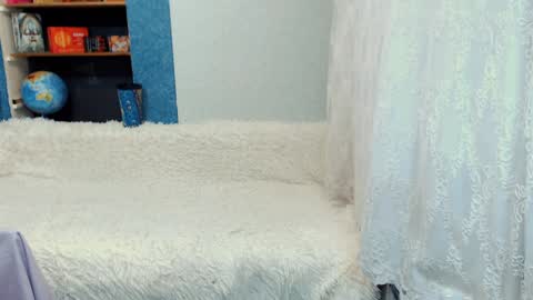 Snapshot of rainbowladyy chatting on December 2024 06:10:02 AM rainbowladyy online show from December 2024 06:10:02 AM