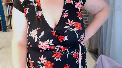 Snapshot of rainbowladyy chatting on September 2025 03:00:02 AM rainbowladyy online show from September 2025 03:00:02 AM