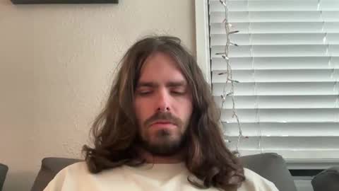 Alex online show from November 2025 07:17:01 PM