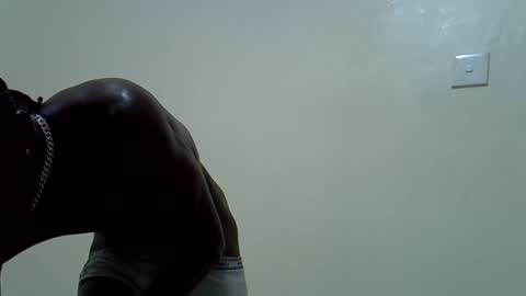 Snapshot of rakeem_1_ chatting on February 2025 07:52:02 PM rakeem 1 online show from February 2025 07:52:02 PM