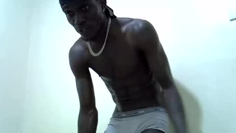 Snapshot of rakeem_1_ chatting on February 2025 07:32:02 PM rakeem 1 online show from February 2025 07:32:02 PM