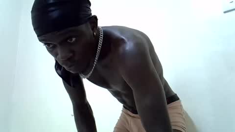 Snapshot of rakeem_1_ chatting on February 2025 10:29:02 AM rakeem 1 online show from February 2025 10:29:02 AM