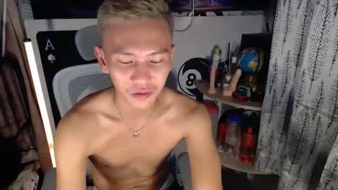 ralfhuge24 online show from March 2026 11:47:02 AM