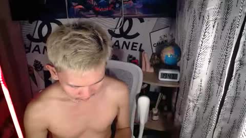 ralfhuge24 online show from April 2026 11:46:02 AM