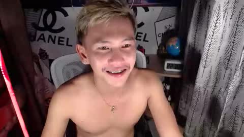 ralfhuge24 online show from April 2026 02:38:01 PM