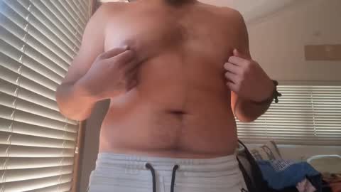 Snapshot of ralve31 chatting on January 2025 01:52:02 AM C2C Spanish 27 online show from January 2025 01:52:02 AM