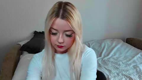 Snapshot of ramonadellavalle chatting on June 2026 02:11:02 AM 10Kay online show from June 2026 02:11:02 AM