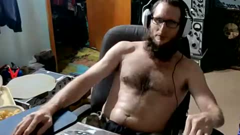 Randall online show from October 2025 03:18:02 AM