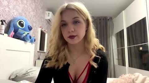 Randa online show from November 2025 05:23:01 PM