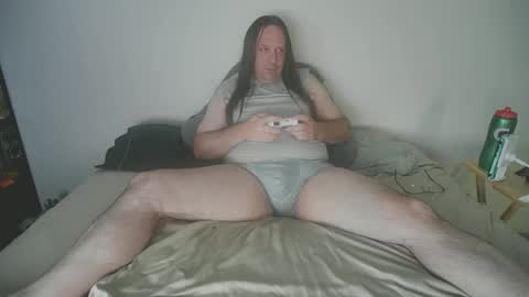 Snapshot of rando1235 chatting on September 2025 12:01:02 AM rando1235 online show from September 2025 12:01:02 AM