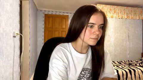 Lia online show from September 2025 04:07:02 PM