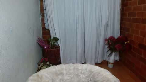 Raquel online show from February 2025 12:52:01 AM