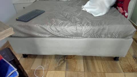 Raquel Moore  online show from January 2025 09:59:01 AM