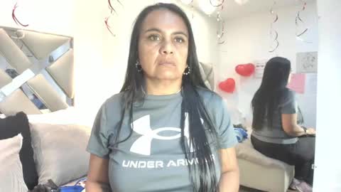 Raquel Moore  online show from February 2026 01:29:02 PM