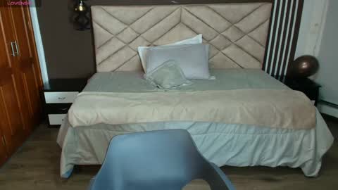 Raquel online show from February 2025 11:46:01 AM