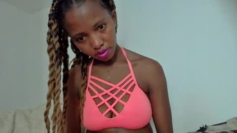 Snapshot of rasoanirinaa chatting on July 2026 05:39:01 PM rasoanirinaa online show from July 2026 05:39:01 PM