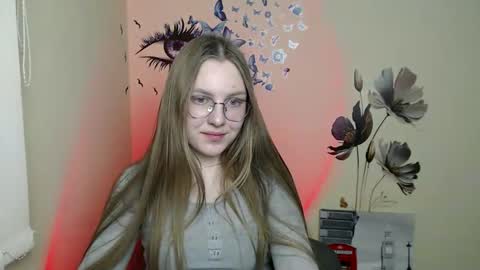 raspberry0101 online show from December 2024 09:49:02 PM