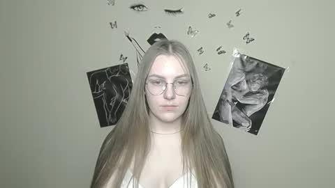 raspberry0101 online show from January 2025 08:21:01 PM