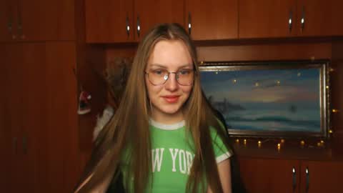 raspberry0101 online show from February 2025 04:42:02 PM