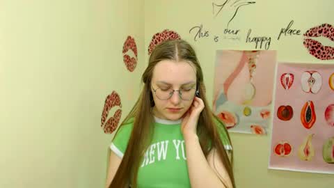 raspberry0101 online show from March 2025 04:40:02 PM