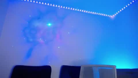 Ravenhudson online show from October 2025 06:01:02 AM